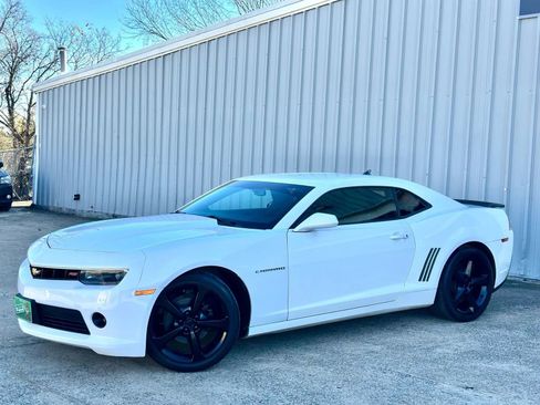 Used 2015 Chevrolet Camaro LT w/ RS Package image 2