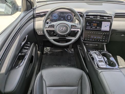 Certified 2022 Hyundai Tucson Limited w/ Cargo Package AWD/4WD image 15