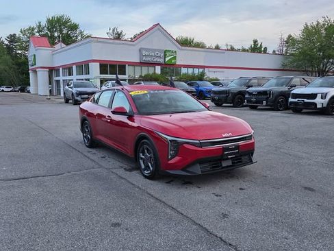 Certified 2025 Kia K4 FWD image 29