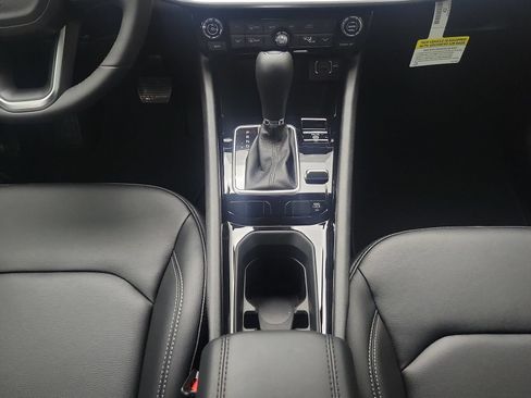 New 2026 Jeep Compass Limited AWD/4WD image 13