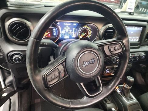 Used 2020 Jeep Gladiator Sport w/ Quick Order Package 24S image 8