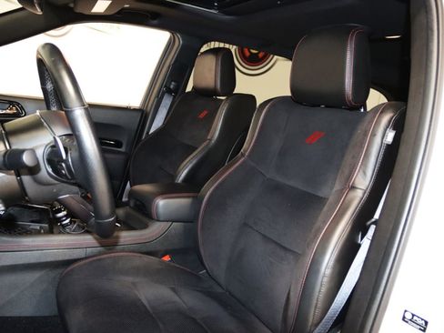 Used 2025 Dodge Durango GT AWD/4WD image 37