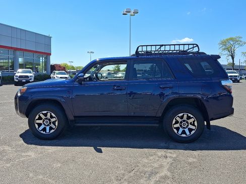 Used 2023 Toyota 4Runner TRD Off-Road Premium w/ Off Road Premium Plus Package AWD/4WD image 4