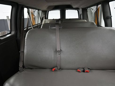 Used 2023 Chevrolet Express 3500 LS RWD image 26
