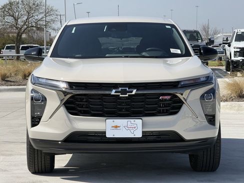 New 2026 Chevrolet Trax RS w/ Driver Confidence Package FWD image 7