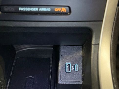 Used 2022 Ford Edge SEL w/ Convenience Package image 73