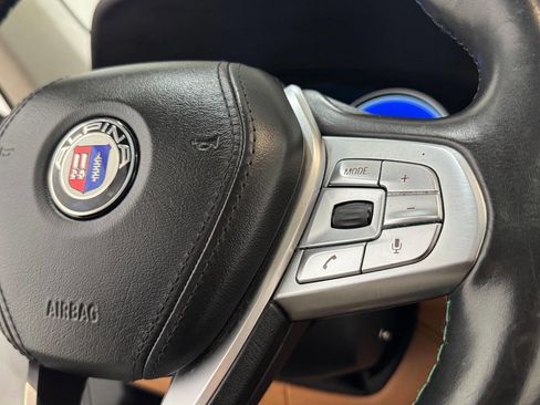 Used 2017 BMW ALPINA B7 xDrive image 40