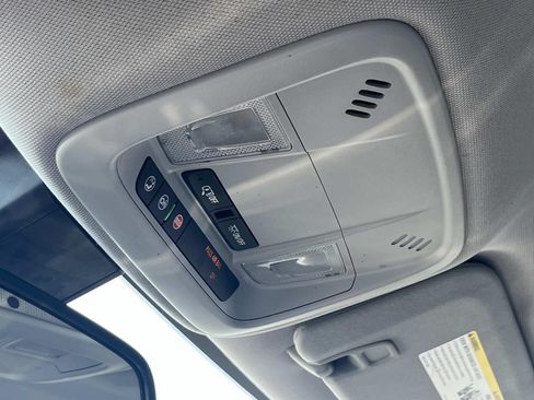 Used 2019 Chevrolet Malibu LT w/ Leather Package FWD image 29