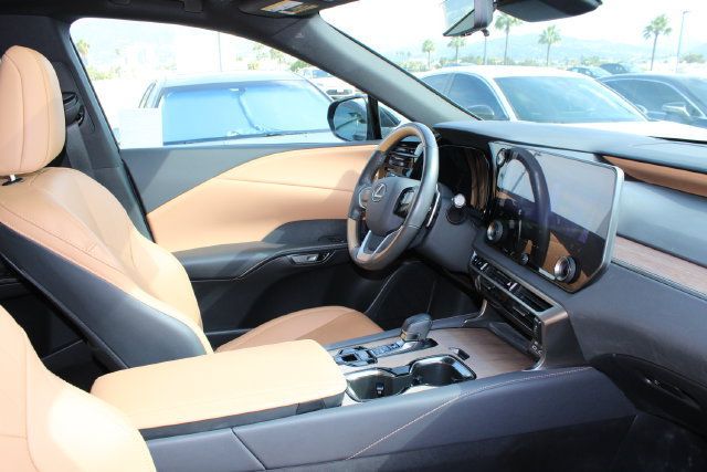 Certified 2024 Lexus RX 350 Premium Plus w/ Convenience Package FWD image 5