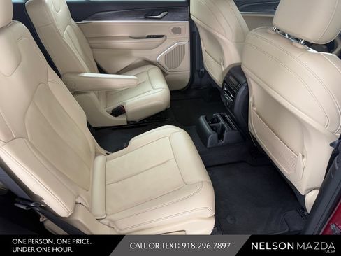 Used 2021 Jeep Grand Cherokee L Limited AWD/4WD image 43