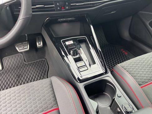 New 2026 Volkswagen GTI SE image 19