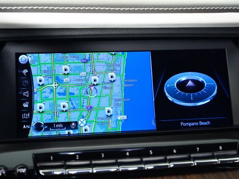 Used 2023 Rolls-Royce Cullinan w/ Cullinan Package image 59