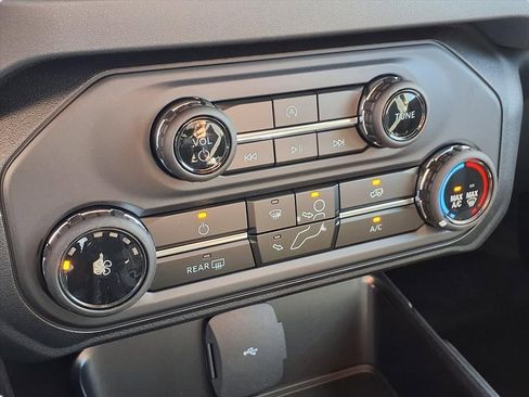 New 2025 Ford Bronco 2-Door w/ Sasquatch Package image 15