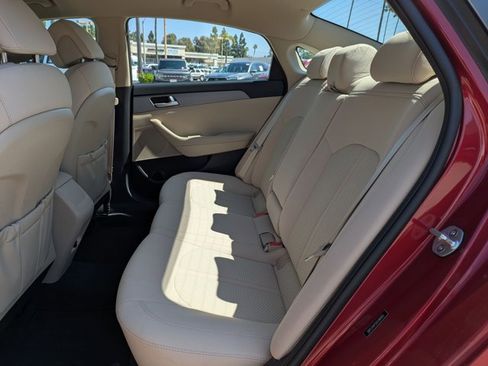 Used 2016 Hyundai Sonata SE image 17