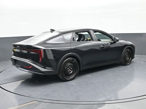 Used 2025 Kia K4 LX image 6