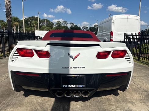 Used 2019 Chevrolet Corvette Stingray Convertible RWD image 6