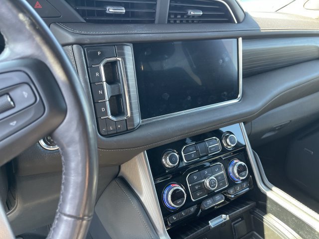 Used 2022 GMC Yukon XL Denali AWD/4WD image 6