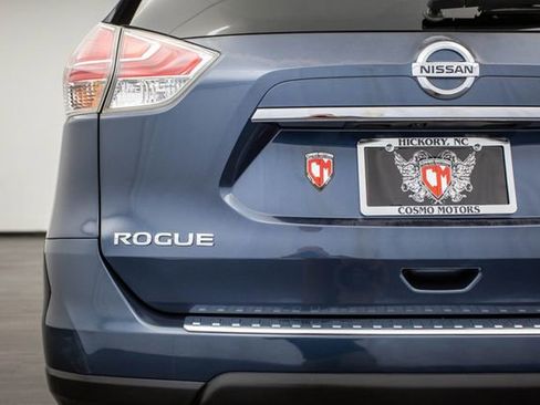 Used 2016 Nissan Rogue SV image 38