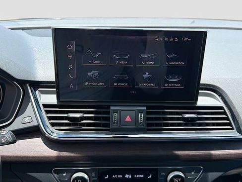 Used 2023 Audi Q5 2.0T Premium Plus w/ Premium Plus Package AWD/4WD image 29