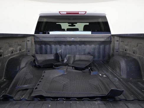 Used 2022 Chevrolet Silverado 1500 LT Trail Boss w/ Safety Package AWD/4WD image 12