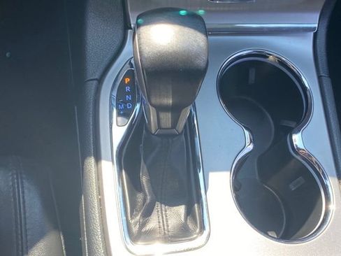 Used 2020 Jeep Grand Cherokee Limited AWD/4WD image 17