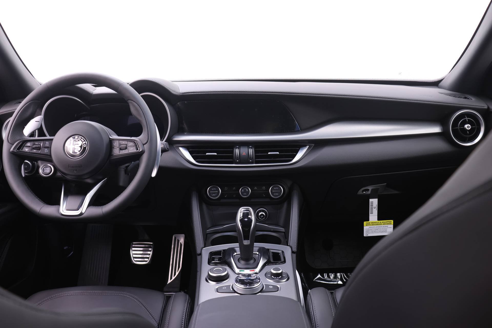 New 2026 Alfa Romeo Stelvio Sprint AWD/4WD image 8