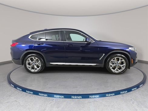 Certified 2023 BMW X4 xDrive30i w/ Premium Package image 4