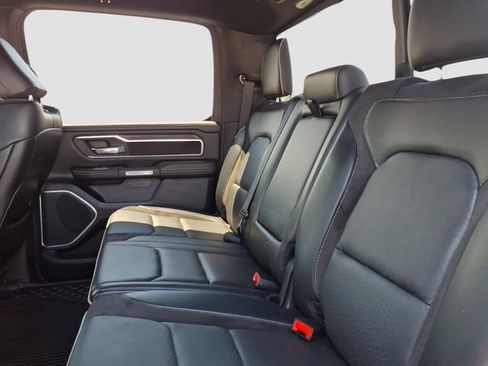 Used 2023 RAM 1500 Laramie AWD/4WD image 9