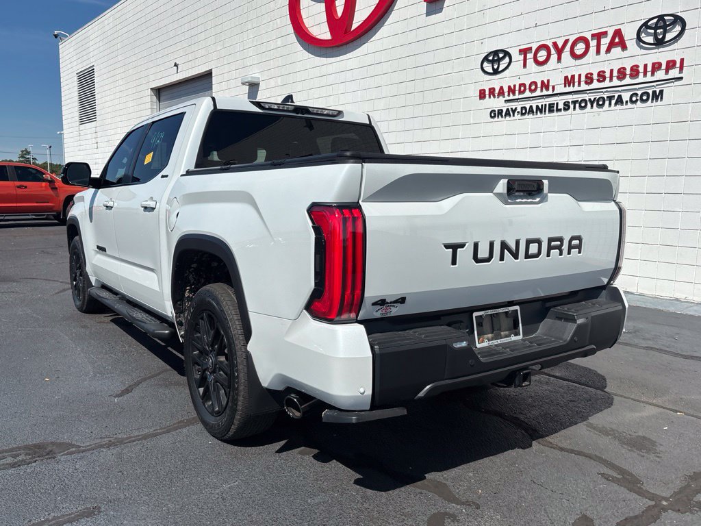 Used 2025 Toyota Tundra Limited AWD/4WD image 6