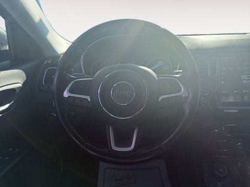 Used 2020 Jeep Compass Limited image 12