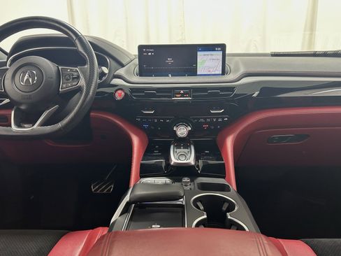 Used 2022 Acura MDX A-Spec image 10