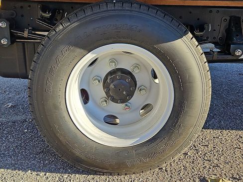 New 2025 Chevrolet Low Cab Forward image 5