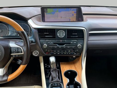 Used 2019 Lexus RX 350L FWD image 7