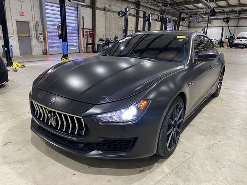 Used 2021 Maserati Ghibli S RWD image 18