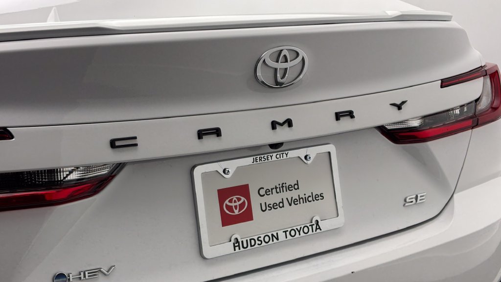 Certified 2026 Toyota Camry SE FWD image 8