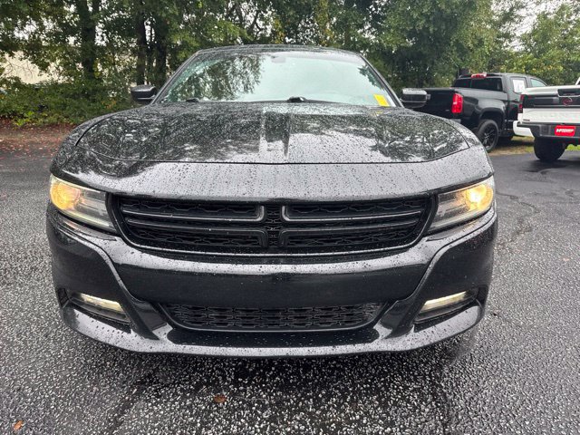 Used 2018 Dodge Charger R/T RWD image 2