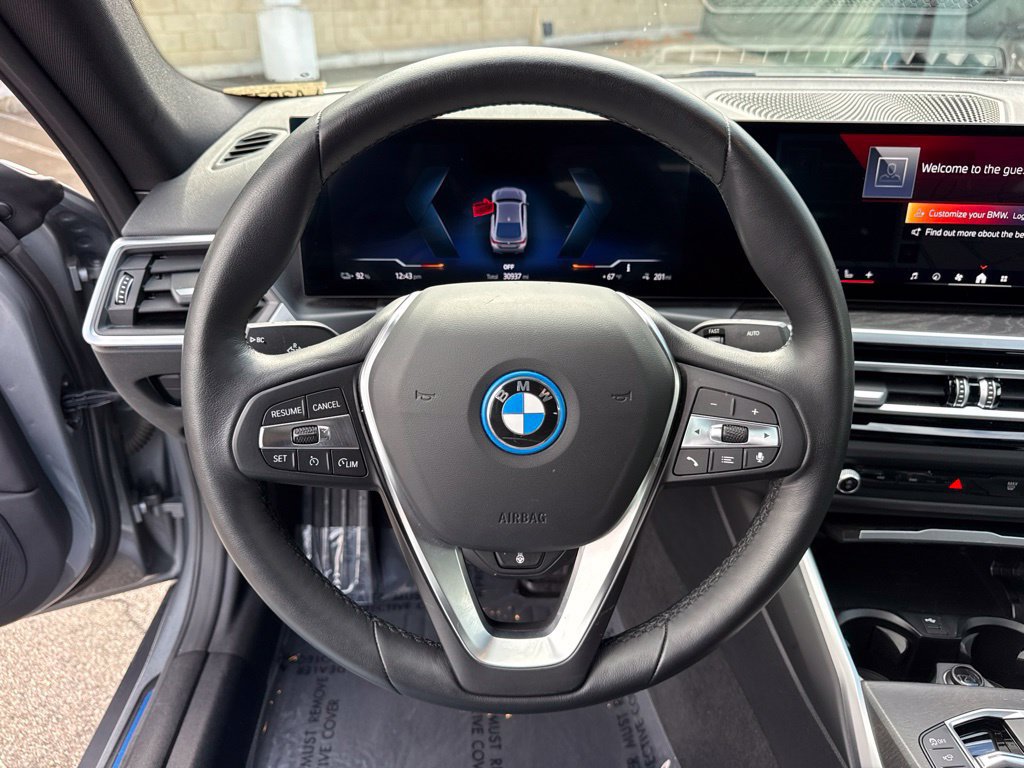 Certified 2024 BMW i4 eDrive40 w/ Premium Package RWD image 26