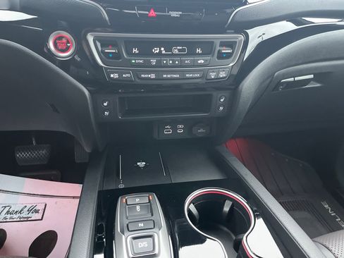 Used 2024 Honda Ridgeline Black Edition image 18