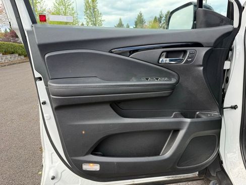 Used 2021 Honda Passport Elite image 16