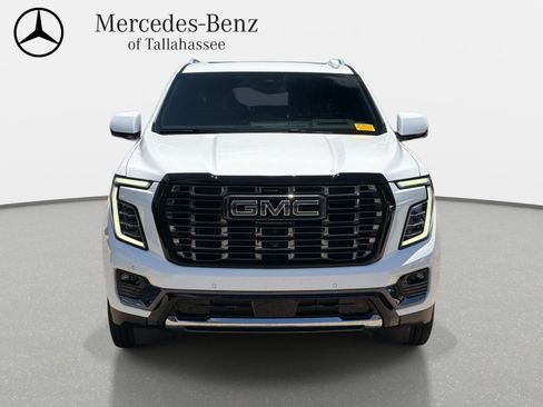 Used 2025 GMC Yukon Denali Ultimate AWD/4WD image 2