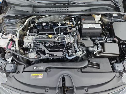 Used 2025 Toyota Corolla LE FWD image 12