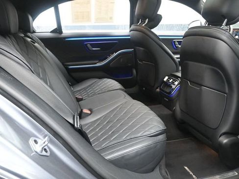 Used 2023 Mercedes-Benz S 500 4MATIC image 25