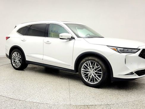 Used 2023 Acura MDX SH-AWD w/ Advance Package image 3