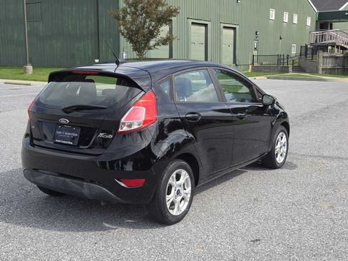 Used 2016 Ford Fiesta SE FWD image 7