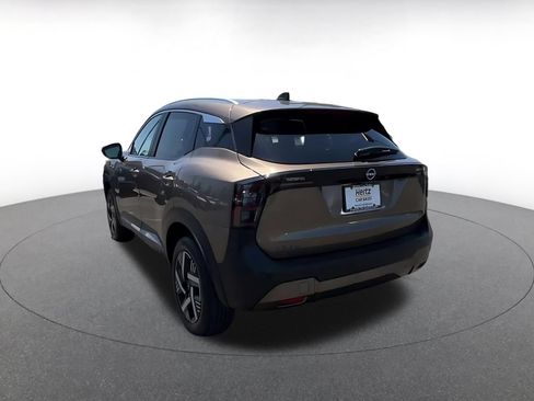 Used 2026 Nissan Kicks SV w/ Cold Weather Package FWD image 11