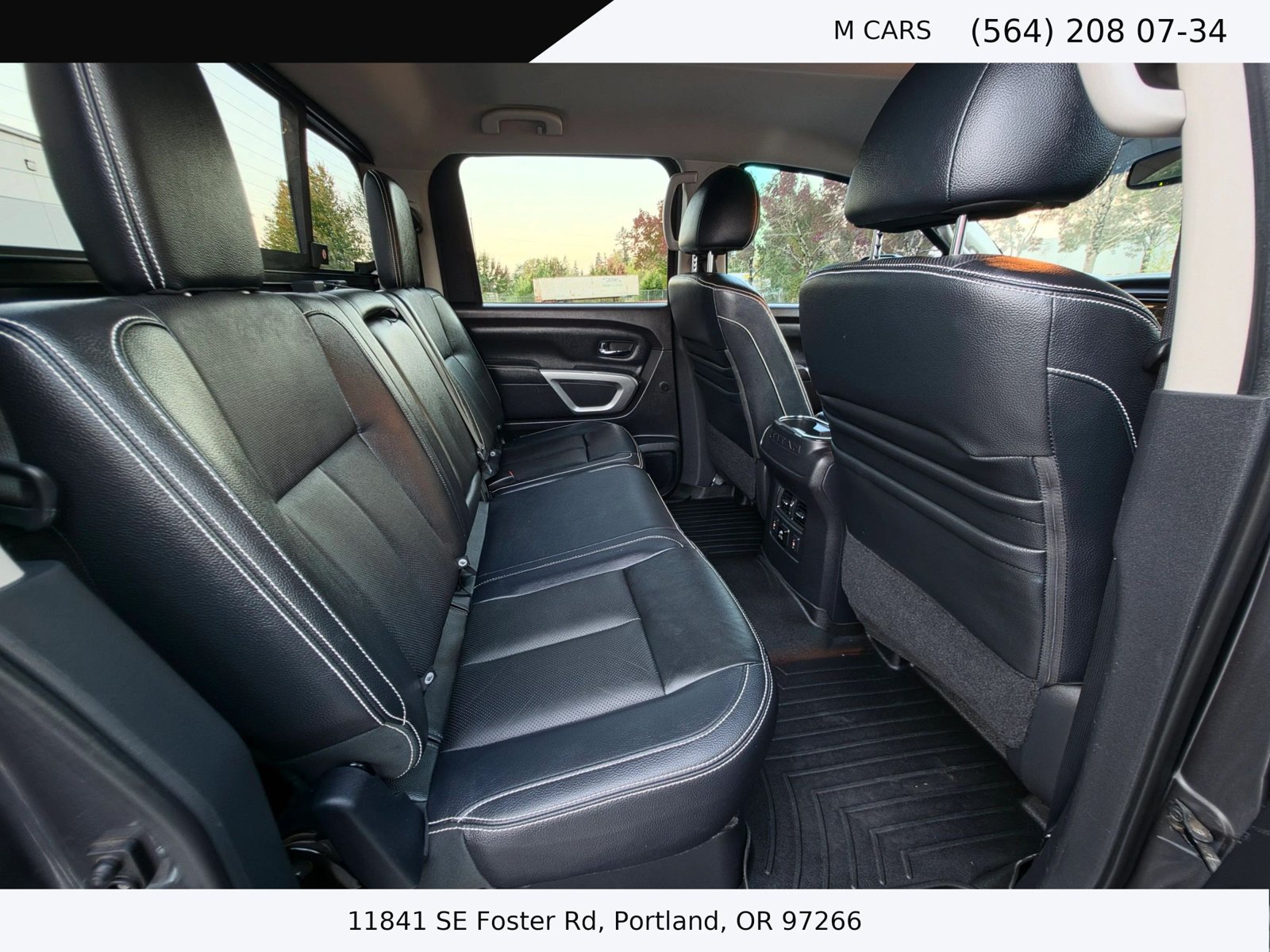 Used 2017 Nissan Titan PRO-4X w/ Pro-4x Convenience Package AWD/4WD image 10