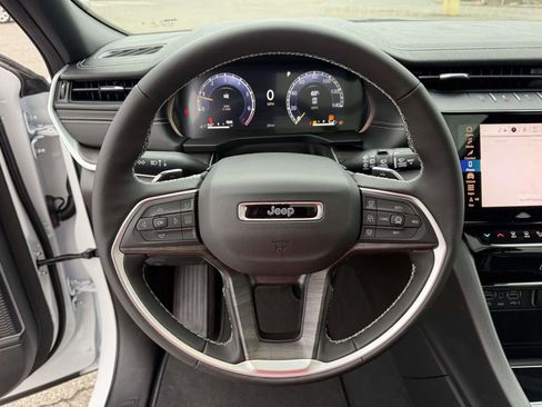 New 2026 Jeep Grand Cherokee Limited w/ Limited Altitude Package RWD image 16