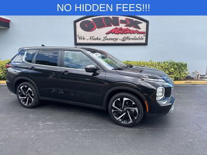 Used 2023 Mitsubishi Outlander SE