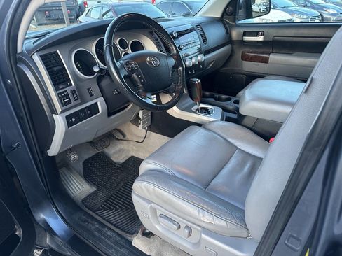 Used 2010 Toyota Tundra Limited AWD/4WD image 10
