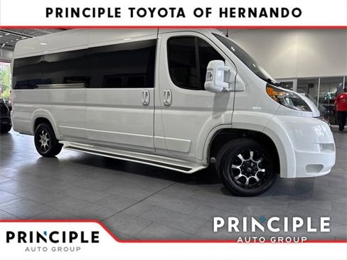 Used 2020 RAM ProMaster 3500 w/ Premium Appearance Group image 2